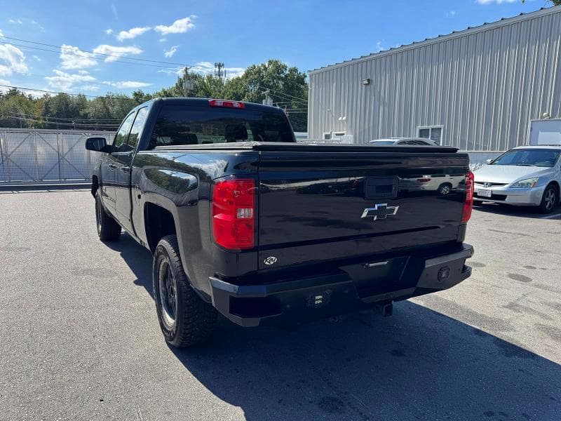 2017 CHEVROLET SILVERADO K1500 LT 2