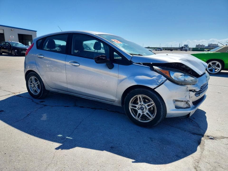 2019 FORD FIESTA SE 4