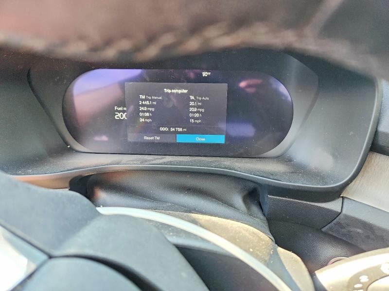 2024 VOLVO XC40 PLUS 9