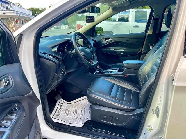 2018 FORD ESCAPE TITANIUM 11
