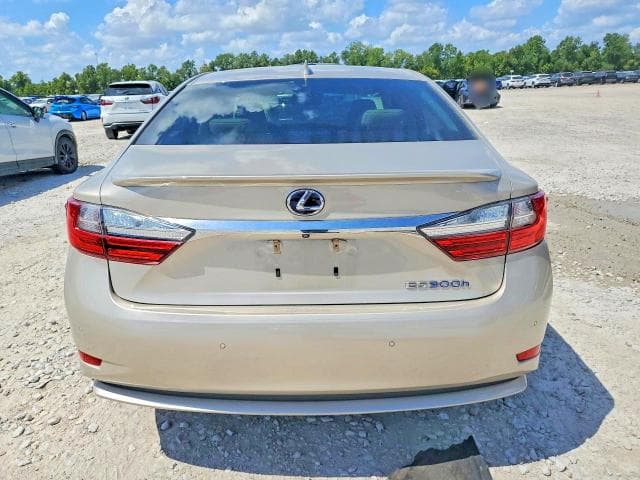 2017 LEXUS ES 300H 6