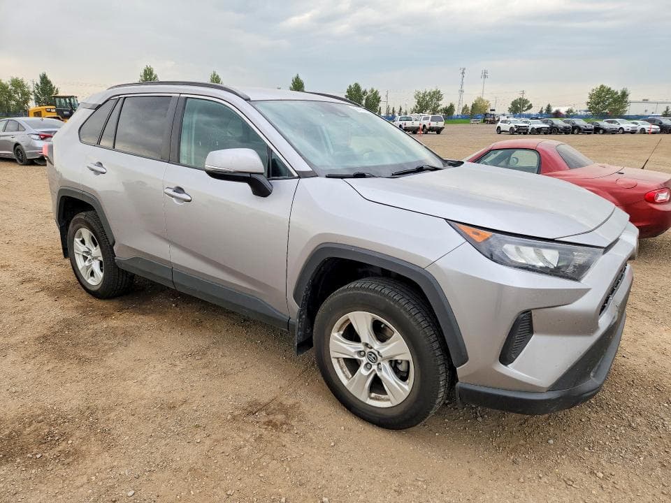 2019 TOYOTA RAV4 LE 4