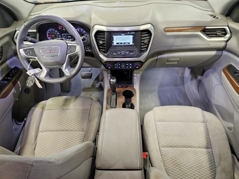 2017 GMC ACADIA SLE 8