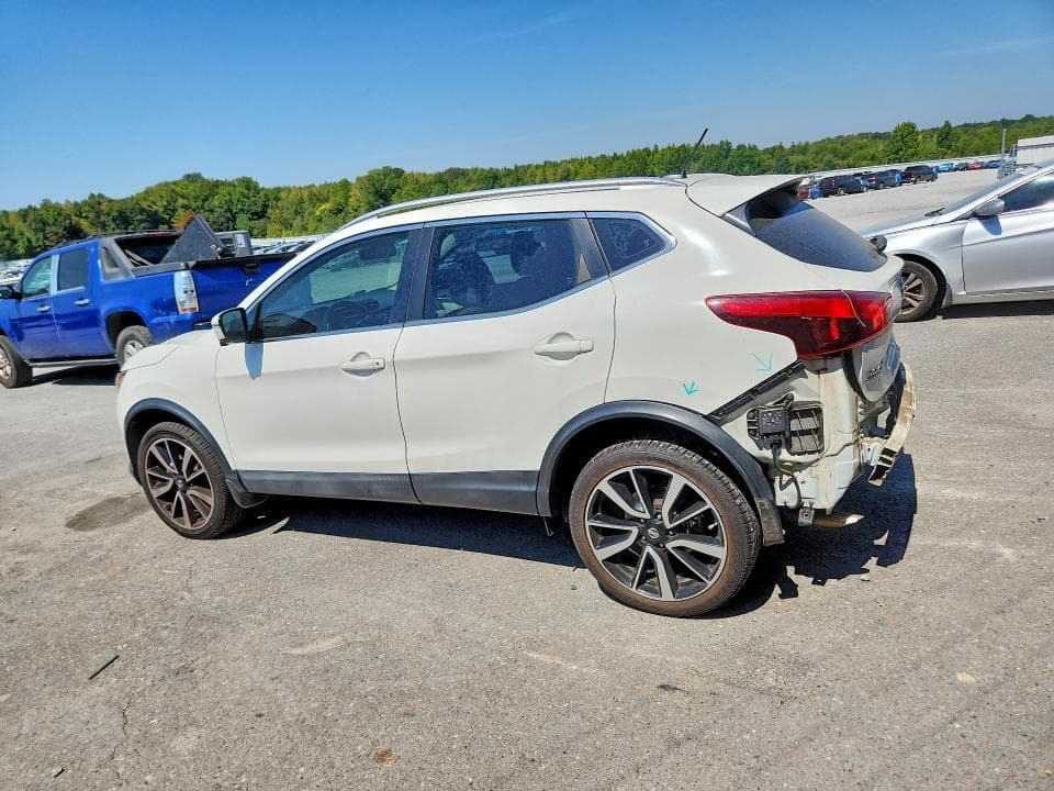 2017 NISSAN ROGUE SPORT SL 2