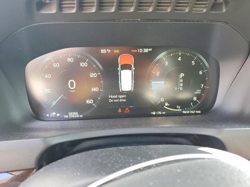 2019 VOLVO XC90 T6 MOMENTUM 9