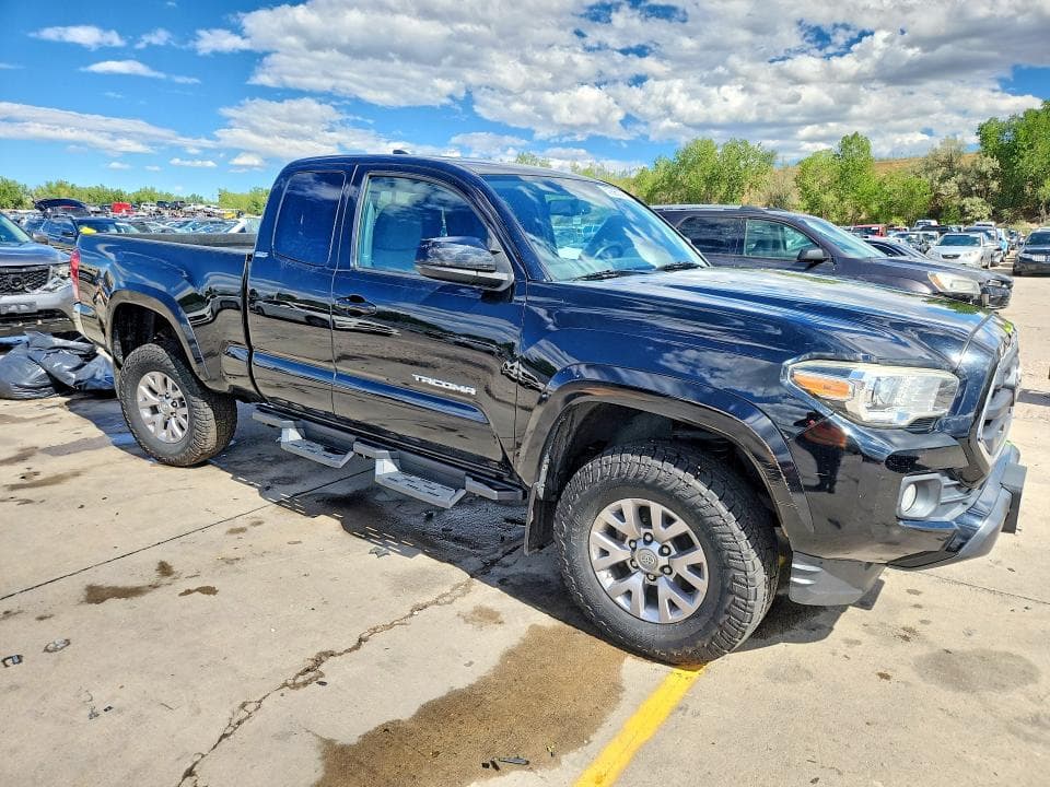2017 TOYOTA TACOMA SR5 V6 4