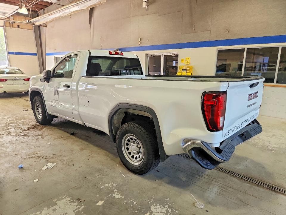 2023 GMC SIERRA C1500 2