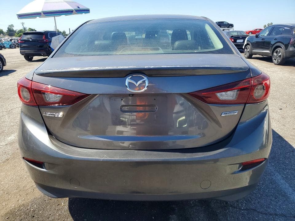 2018 MAZDA 3 TOURING 6