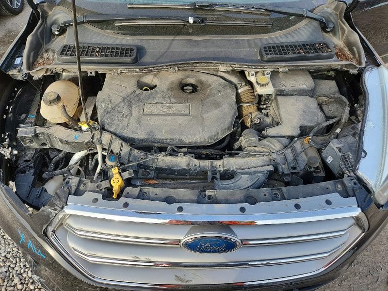 2017 FORD ESCAPE SE 12