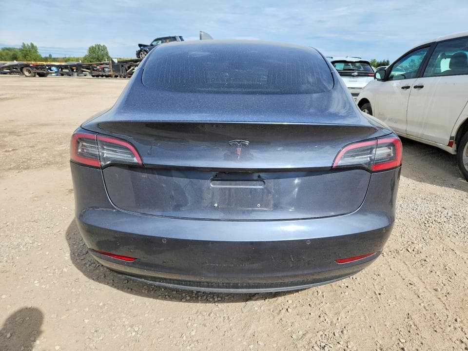 2018 TESLA MODEL 3 6