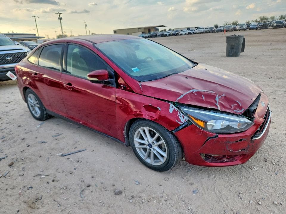 2017 FORD FOCUS SE 4