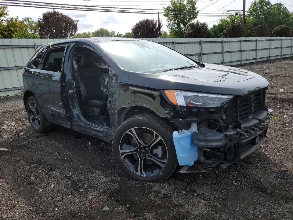 2021 FORD EDGE ST 4