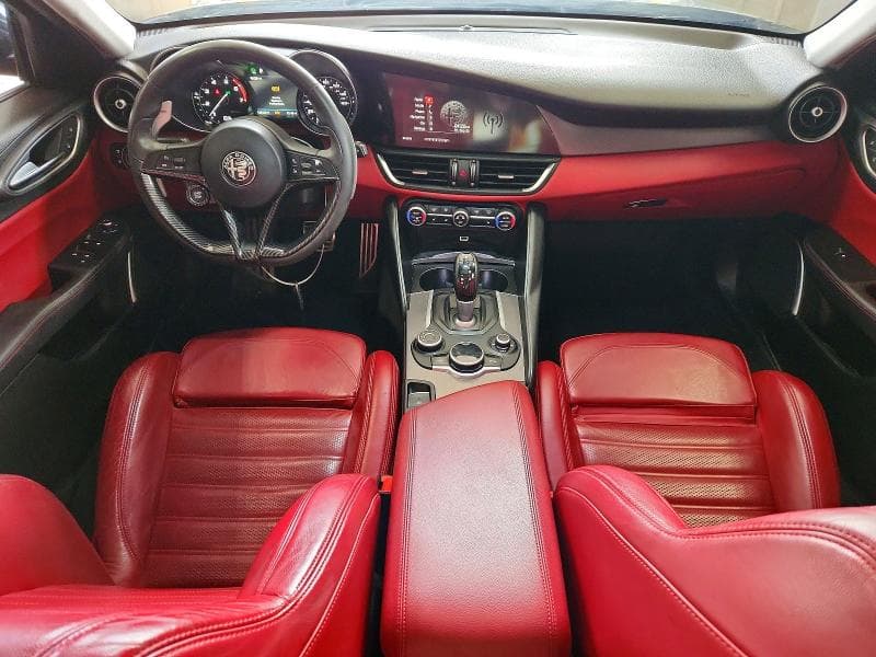 2018 ALFA ROMEO GIULIA TI 8