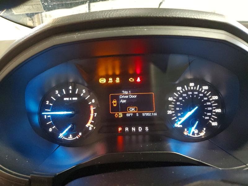 2017 FORD EDGE SE 9
