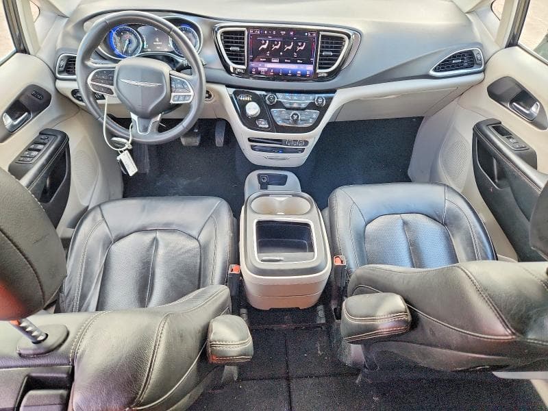 2022 CHRYSLER PACIFICA TOURING L 8