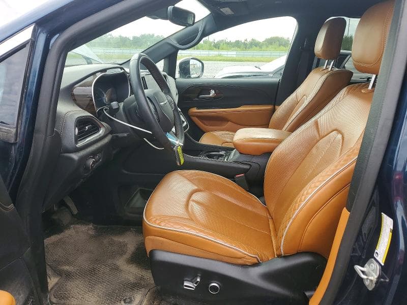 2023 CHRYSLER PACIFICA HYBRID PINNACLE 7