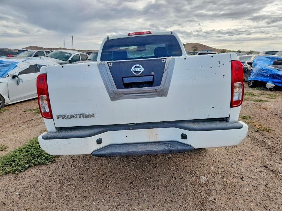 2017 NISSAN FRONTIER S 6