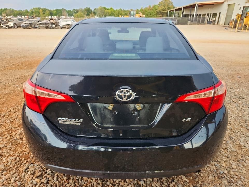 2019 TOYOTA COROLLA LE 6