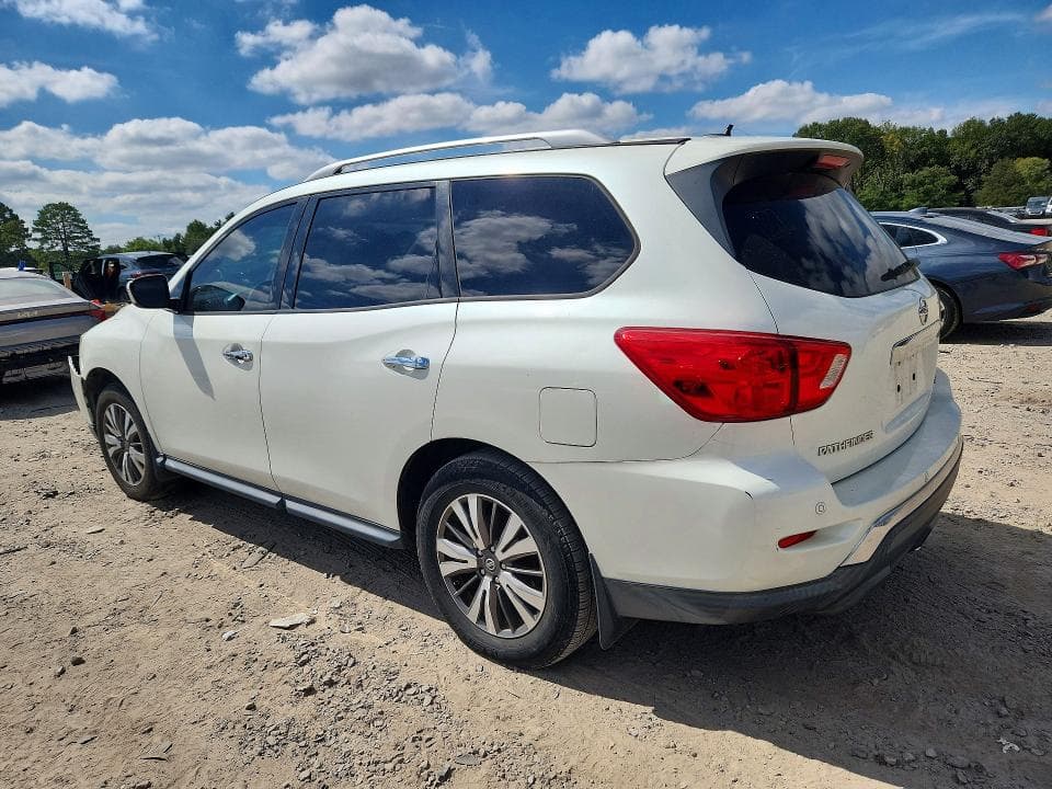 2017 NISSAN PATHFINDER SV 2