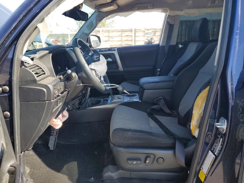 2020 TOYOTA 4RUNNER SR5 7