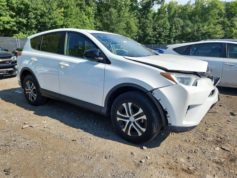 2018 TOYOTA RAV4 LE 4