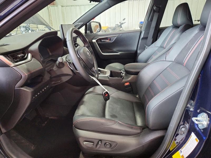 2025 TOYOTA RAV4 XSE 7