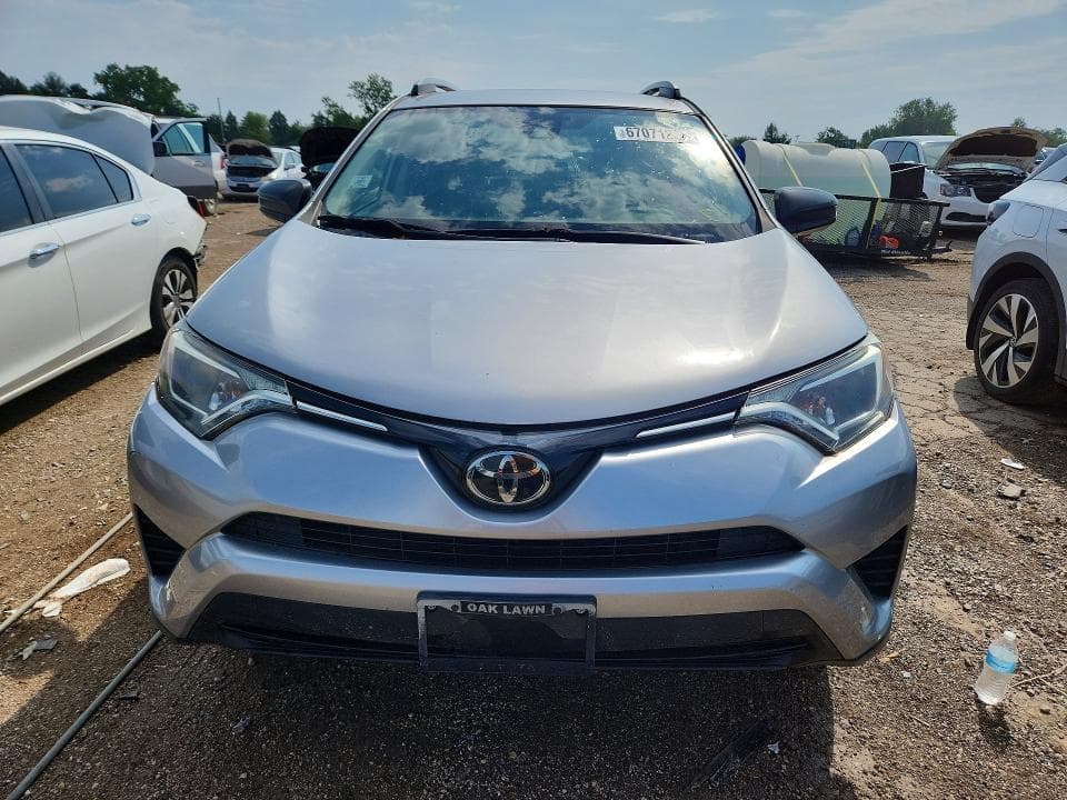 2018 TOYOTA RAV4 LE 5
