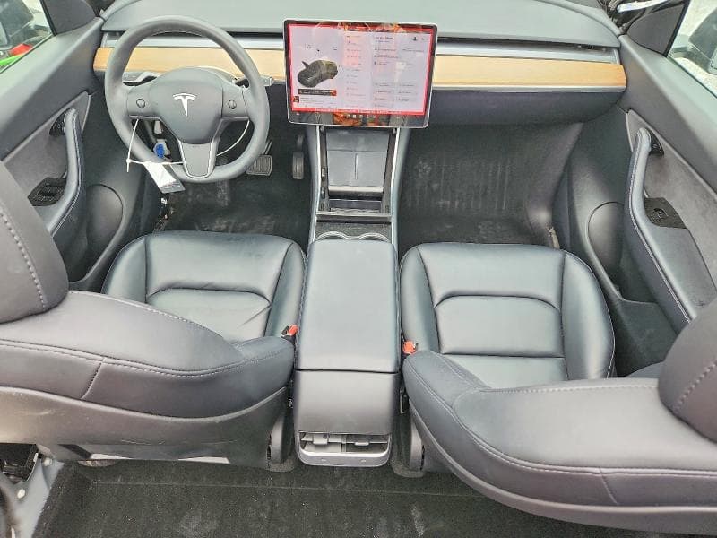2021 TESLA MODEL Y 8