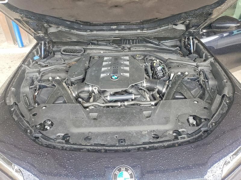 2023 BMW 760 XI 11