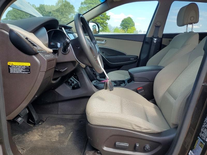 2017 HYUNDAI SANTA FE SE 7
