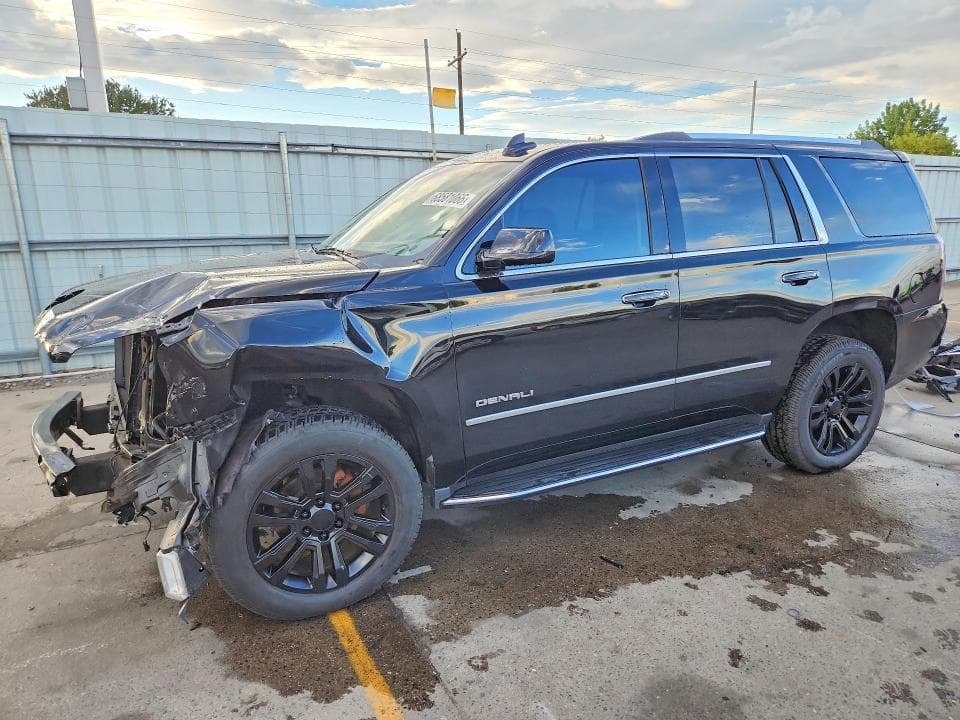 2017 GMC YUKON DENALI