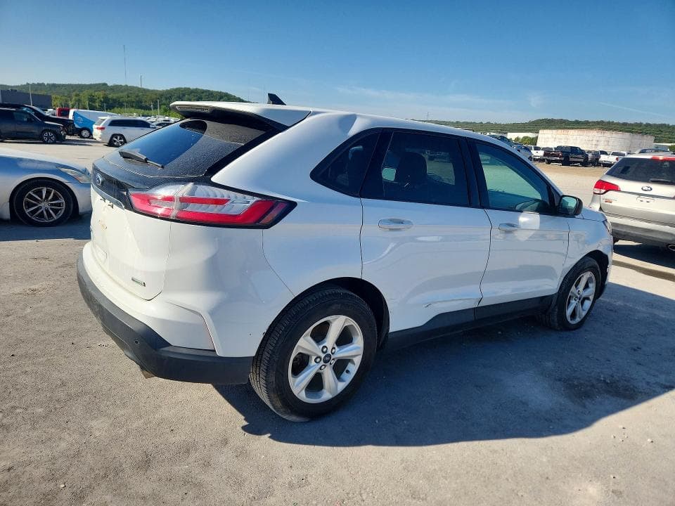 2020 FORD EDGE SE 3