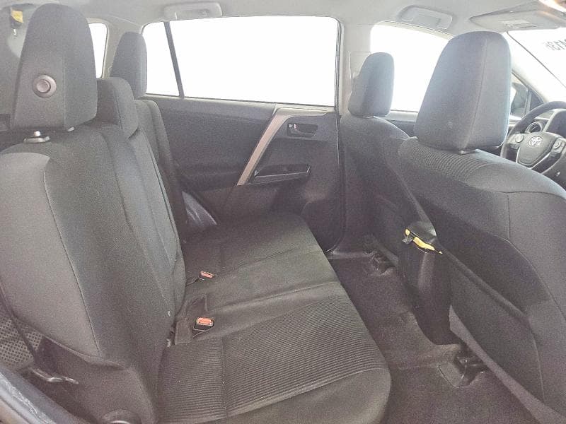 2018 TOYOTA RAV4 LE 11