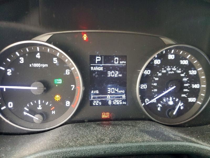 2018 HYUNDAI ELANTRA SE 9