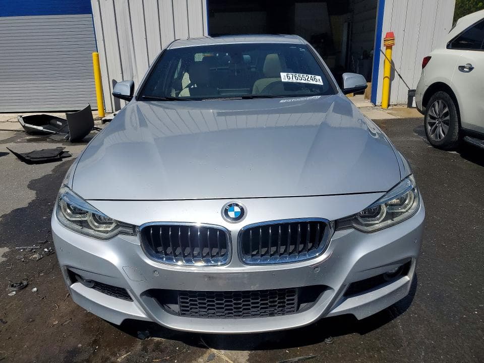 2018 BMW 330 XI 5