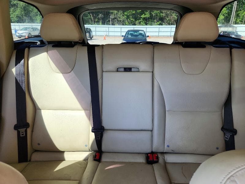 2017 VOLVO XC60 T6 INSCRIPTION 10