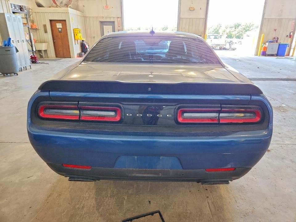 2022 DODGE CHALLENGER R/T 6