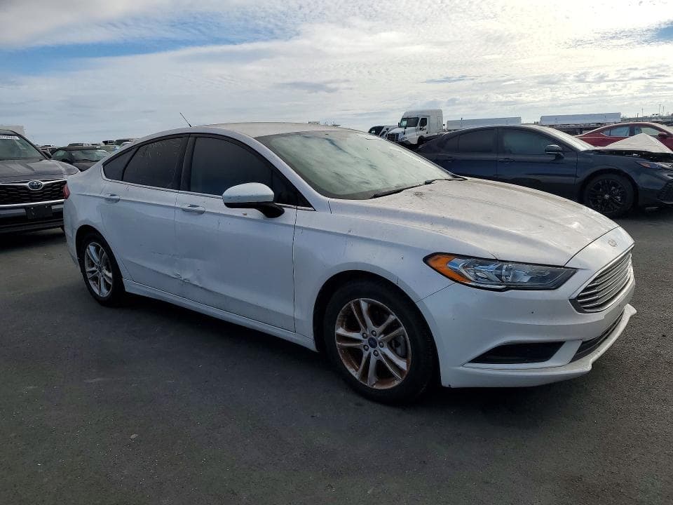 2018 FORD FUSION SE 4