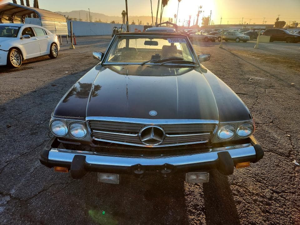 1980 MERCEDES-BENZ SL 5