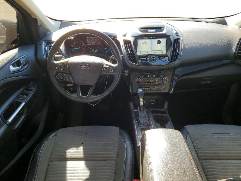 2017 FORD ESCAPE TITANIUM 8