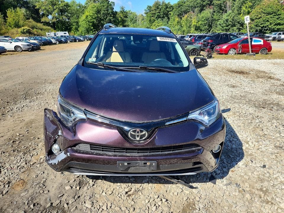 2018 TOYOTA RAV4 XLE 5