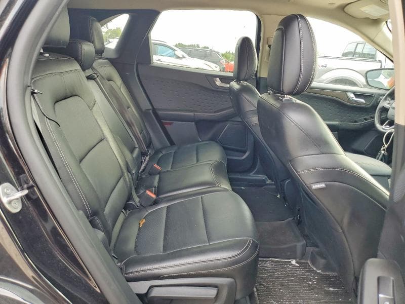 2020 FORD ESCAPE TITANIUM 11
