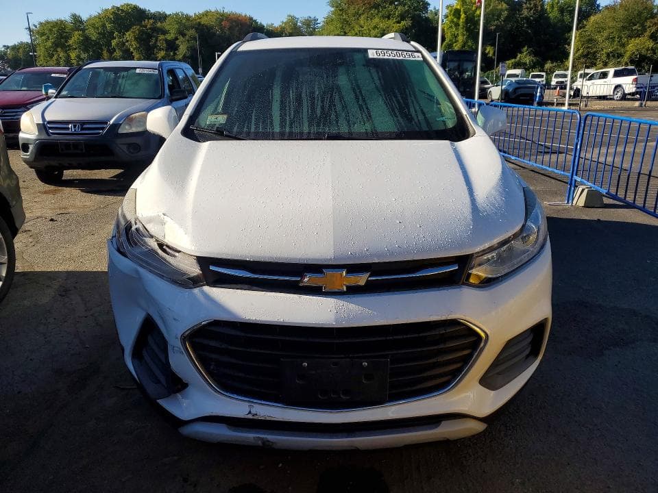 2018 CHEVROLET TRAX 1LT 5