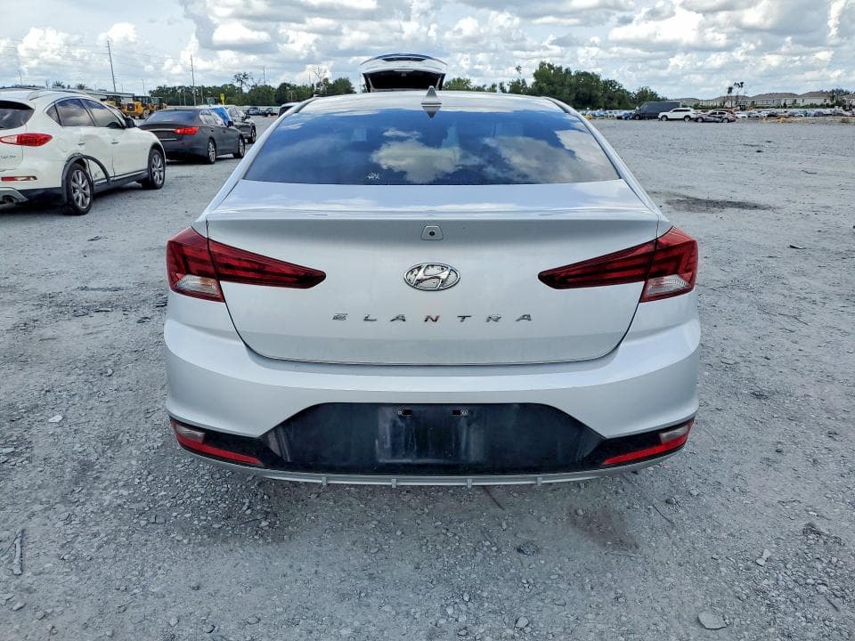 2019 HYUNDAI ELANTRA SEL 6