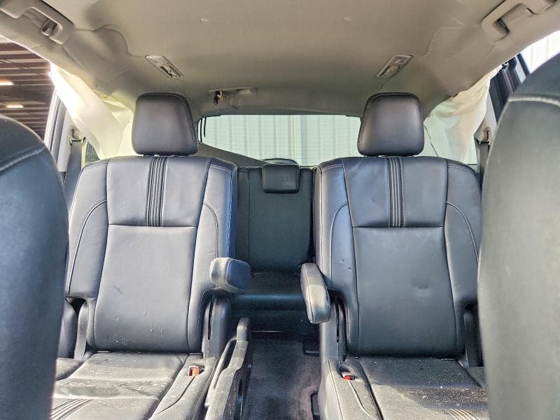 2017 TOYOTA HIGHLANDER SE 10