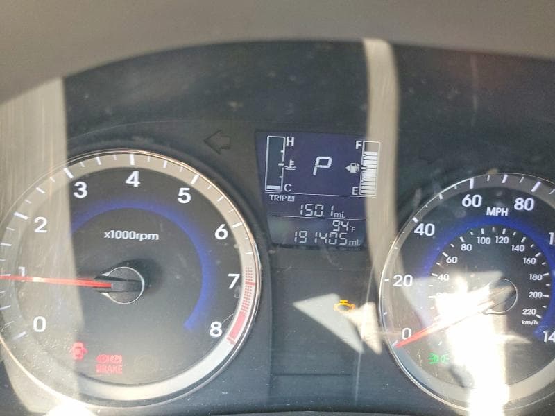2017 HYUNDAI ACCENT SE 9