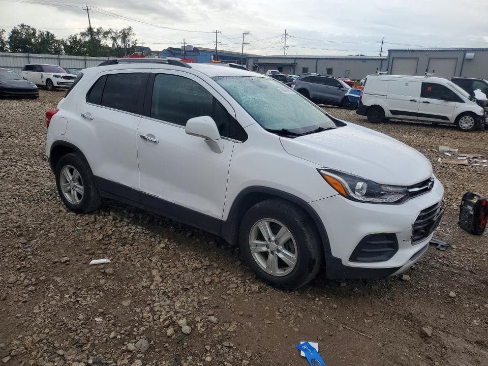 2020 CHEVROLET TRAX 1LT 4