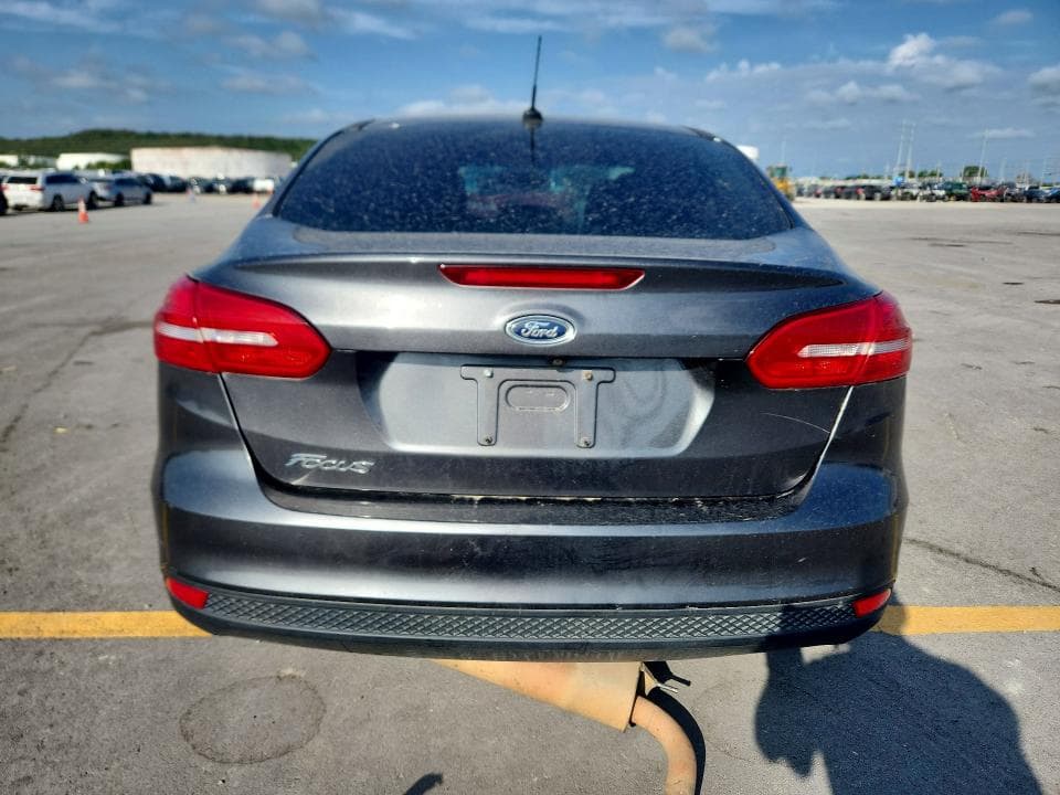 2018 FORD FOCUS S 6