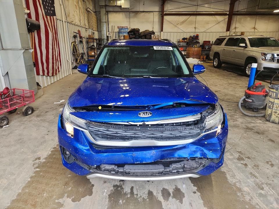 2021 KIA SELTOS S 5