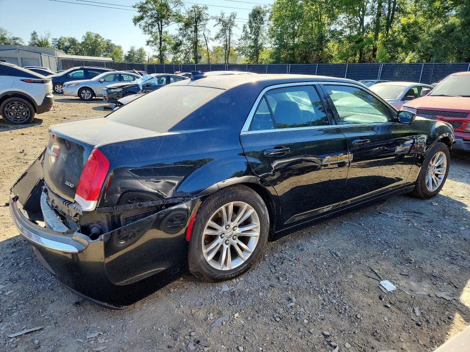 2017 CHRYSLER 300 S 3